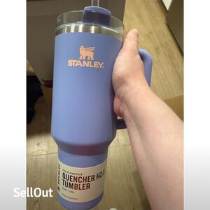 Stanley 40 oz Purple Quencher Tumbler with Flip Straw & Handle